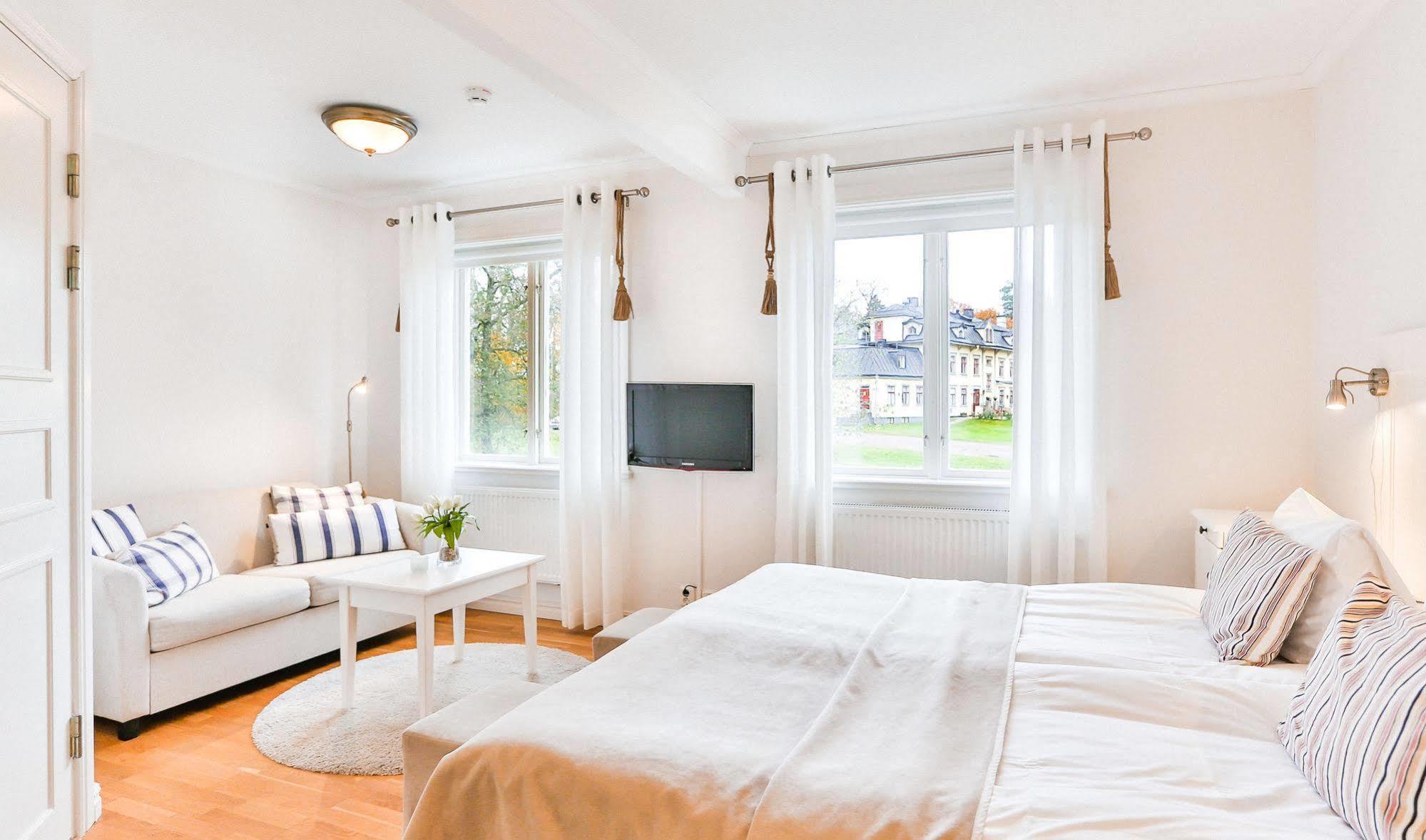 Hennickehammars Herrgard Filipstad Bagian luar foto